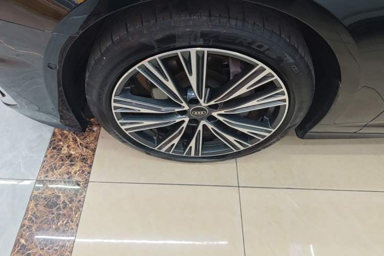 Used Audi A6L 2024 45 TFSI quattro Prestige Dynamic Edition Left Front Wheel Hub