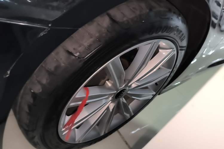 Used Audi A6L 2024 45 TFSI Prestige Dynamic Edition Left Front Wheel Hub