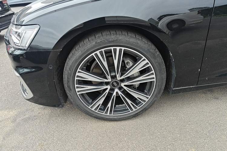 Used Audi A6L 2024 45 TFSI quattro Prestige Dynamic Edition Left Front Wheel Hub