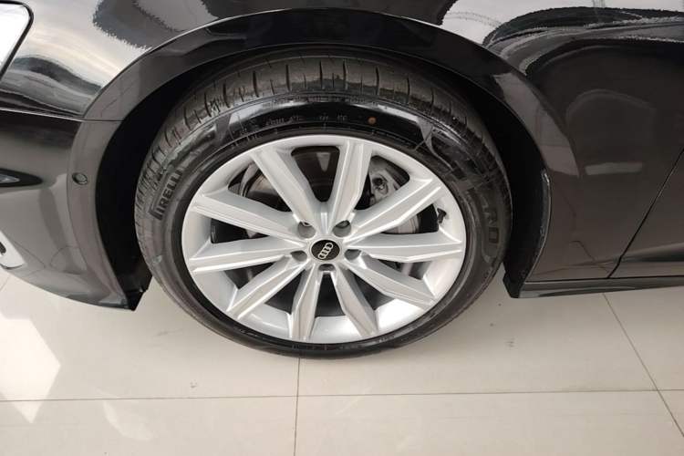 Used Audi A6L 2024 45 TFSI Prestige Dynamic Edition Left Front Wheel Hub