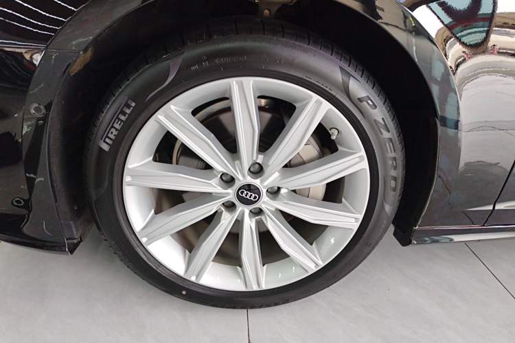 Used Audi A6L 2024 45 TFSI Prestige Dynamic Edition Left Front Wheel Hub