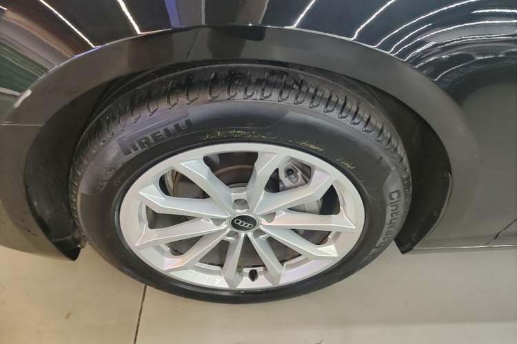 Used Audi A6L 2024 40 TFSI Luxury Prestige Edition Left Front Wheel Hub