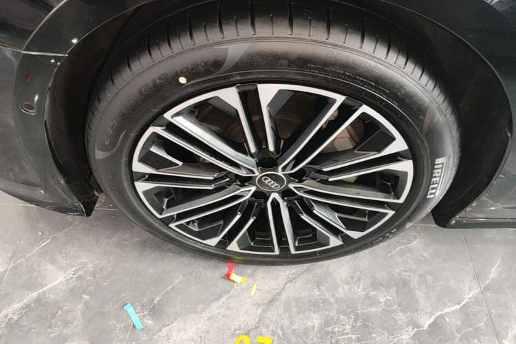 Used Audi A6L 2024 45 TFSI Prestige Dynamic Edition Left Front Wheel Hub