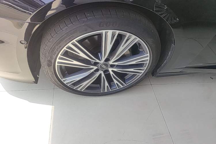Used Audi A6L 2024 45 TFSI Prestige Dynamic Edition Left Front Wheel Hub