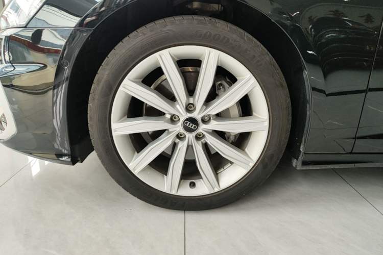 Used Audi A6L 2024 45 TFSI Prestige Dynamic Edition Left Front Wheel Hub