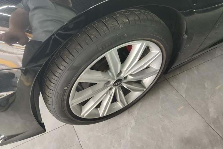 Used Audi A6L 2024 45 TFSI Prestige Dynamic Edition Left Front Wheel Hub