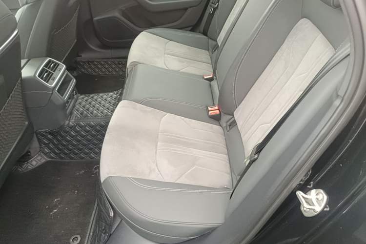 Used Audi A6L 2024 40 TFSI Luxury Dynamic Edition Left Rear Seat
