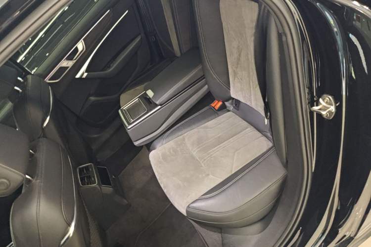 Used Audi A6L 2024 45 TFSI quattro Prestige Dynamic Edition Left Rear Seat