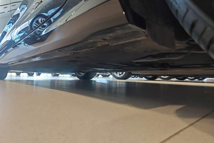 Used Audi A6L 2024 45 TFSI Prestige Dynamic Edition Left Side Sill