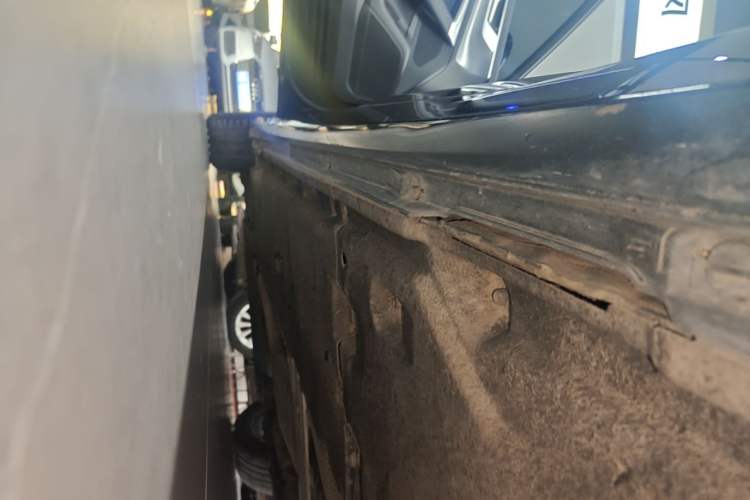 Used Audi A6L 2024 45 TFSI Prestige Dynamic Edition Left Side Sill
