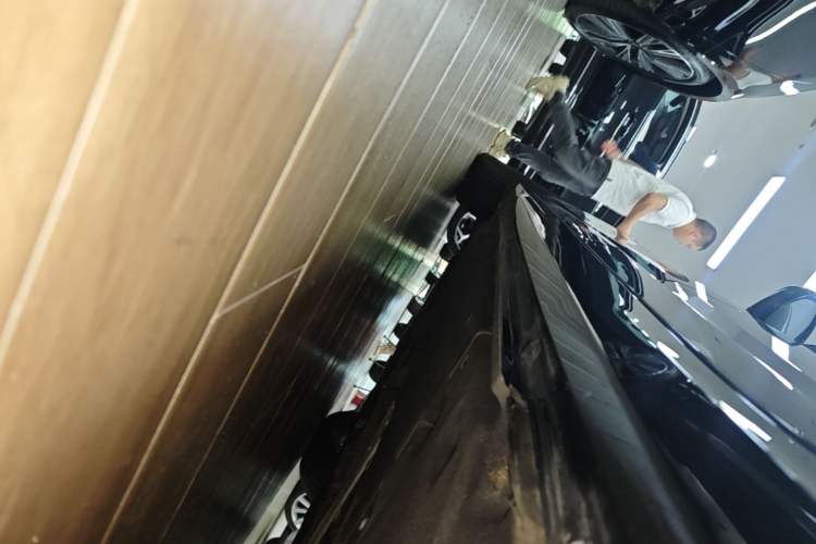 Used Audi A6L 2024 45 TFSI quattro Prestige Dynamic Edition Left Side Sill