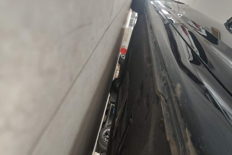 Used Audi A6L 2024 45 TFSI Prestige Dynamic Edition Left Side Sill