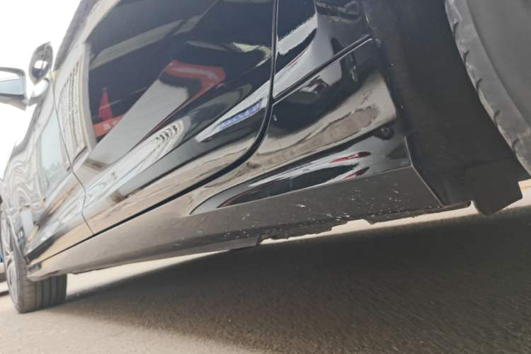 Used Audi A6L 2024 45 TFSI quattro Prestige Dynamic Edition Left Side Sill