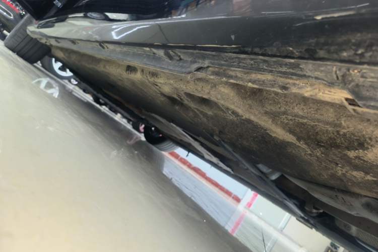 Used Audi A6L 2024 45 TFSI Prestige Dynamic Edition Left Side Sill