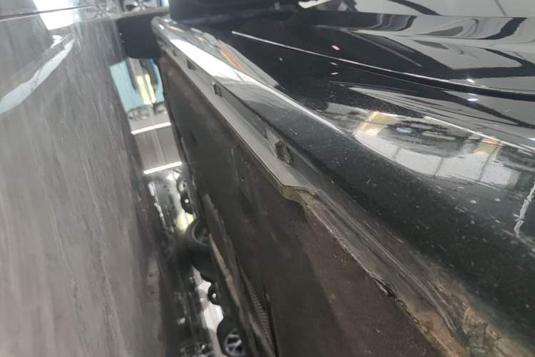 Used Audi A6L 2024 45 TFSI Prestige Dynamic Edition Left Side Sill