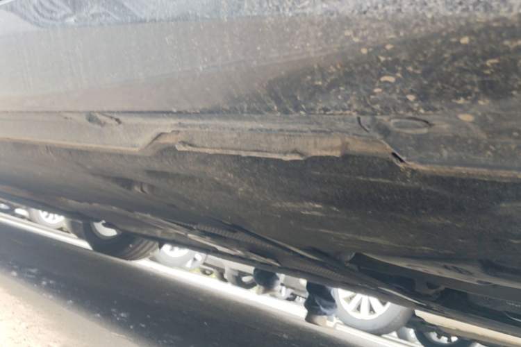 Used Audi A6L 2024 40 TFSI Luxury Prestige Edition Left Side Sill