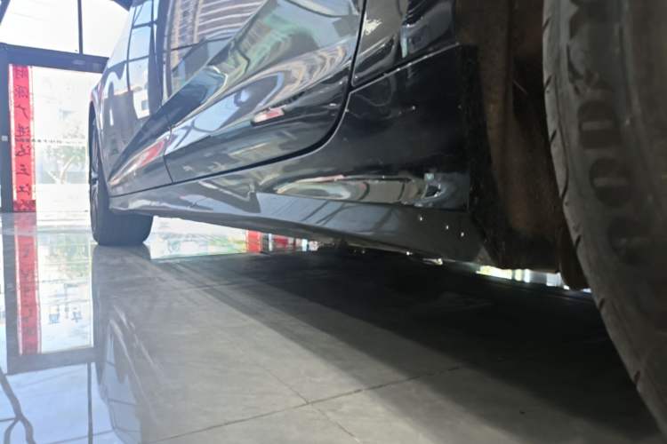 Used Audi A6L 2024 40 TFSI Luxury Dynamic Edition Left Side Sill