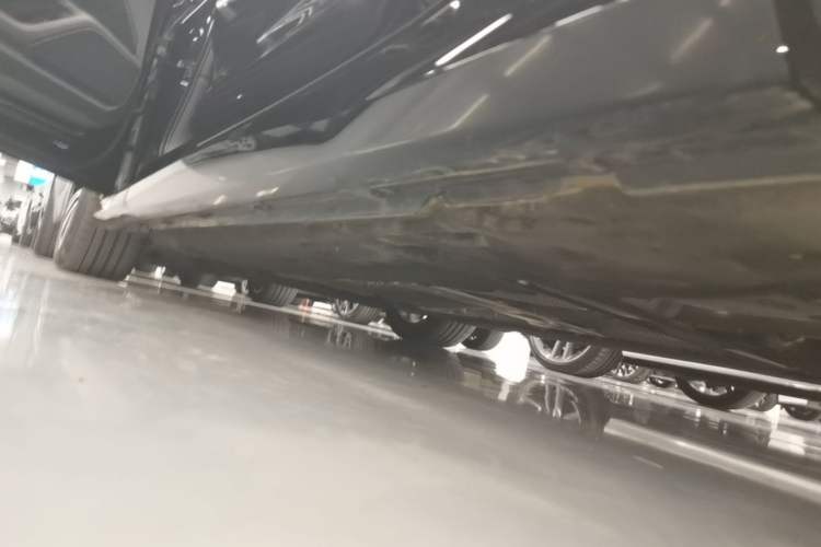 Used Audi A6L 2024 45 TFSI Prestige Dynamic Edition Left Side Sill