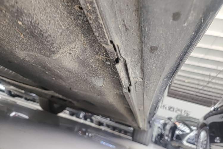 Used Audi A6L 2024 45 TFSI Prestige Dynamic Edition Left Side Sill