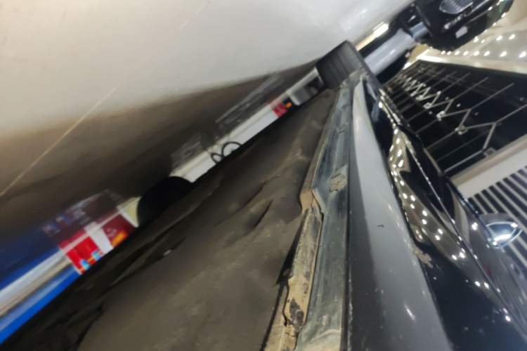 Used Audi A6L 2024 45 TFSI quattro Prestige Dynamic Edition Left Side Sill