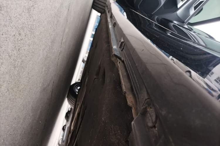 Used Audi A6L 2024 45 TFSI Prestige Dynamic Edition Left Side Sill