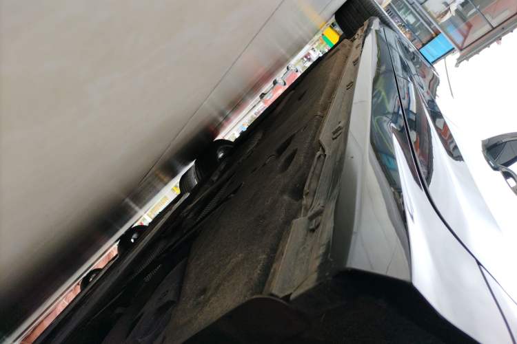 Used Audi A6L 2024 45 TFSI Prestige Dynamic Edition Left Side Sill