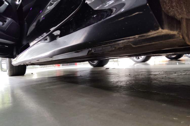 Used Audi A6L 2024 40 TFSI Luxury Dynamic Edition Left Side Sill