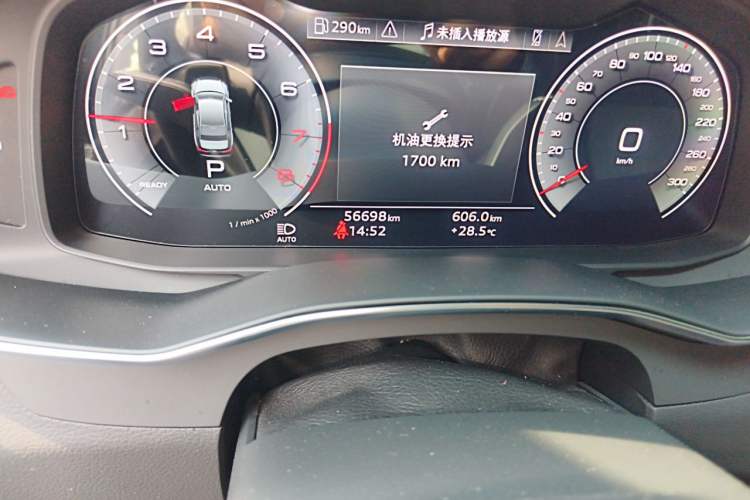 Used Audi A6L 2024 45 TFSI Prestige Dynamic Edition Odometer Close Up