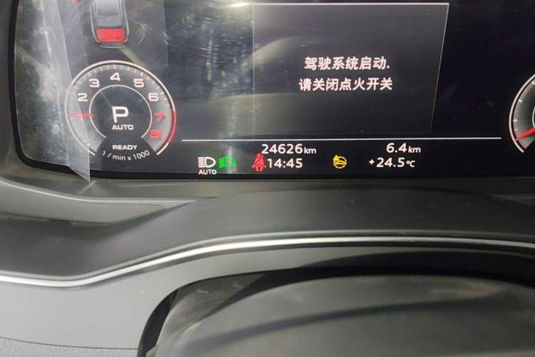 Used Audi A6L 2024 45 TFSI quattro Prestige Dynamic Edition Odometer Close Up
