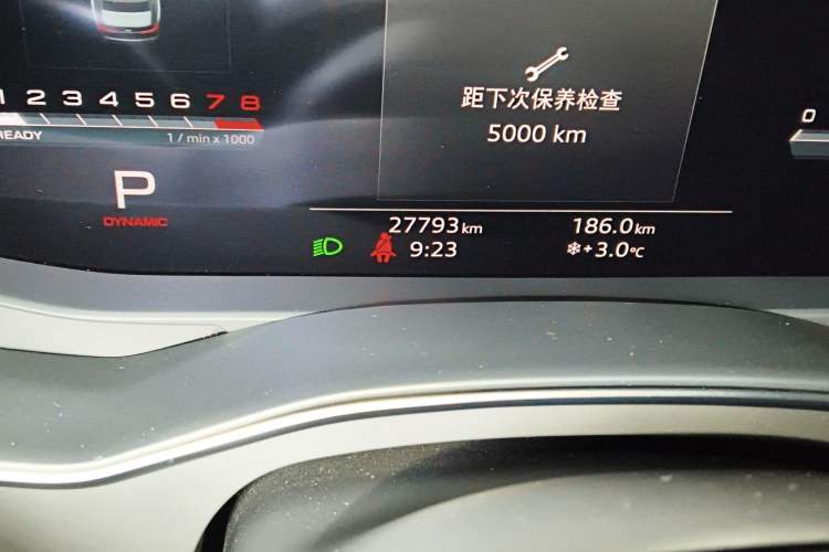 Used Audi A6L 2024 45 TFSI Prestige Elegant Edition Odometer Close Up