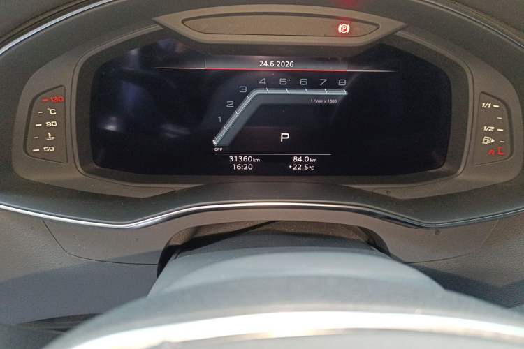 Used Audi A6L 2024 45 TFSI quattro Prestige Elegant Edition Odometer Close Up