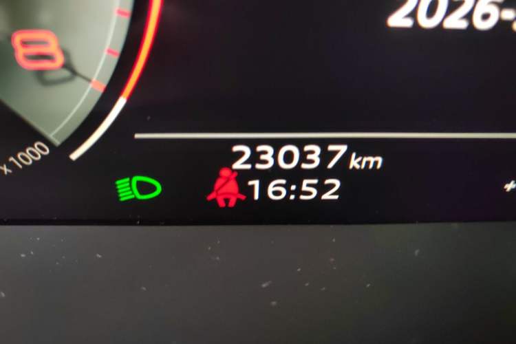 Used Audi A6L 2024 45 TFSI quattro Prestige Dynamic Edition Odometer Close Up