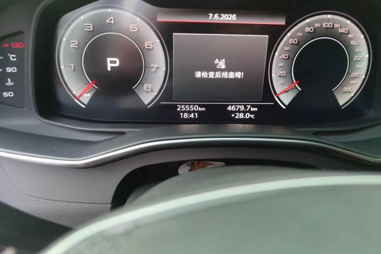 Used Audi A6L 2024 45 TFSI quattro Prestige Dynamic Edition Odometer Close Up
