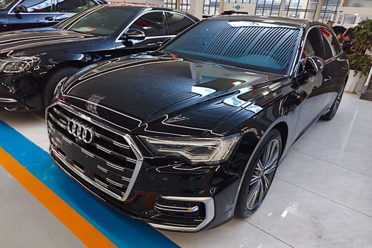 Used Audi A6L 2024 45 TFSI quattro Prestige Dynamic Edition Guazi used car, China used car export, Used car for sale, Used cars, Cheapest cars for sale
