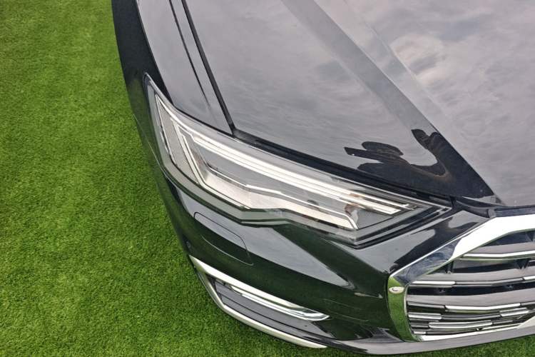 Used Audi A6L 2024 40 TFSI Luxury Dynamic Edition Right Front Headlight