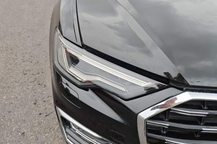 Used Audi A6L 2024 40 TFSI Luxury Dynamic Edition Right Front Headlight