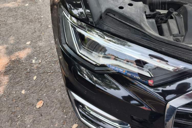 Used Audi A6L 2024 40 TFSI Luxury Dynamic Edition Right Front Headlight