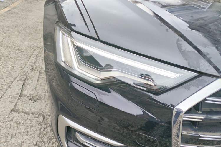 Used Audi A6L 2024 40 TFSI Luxury Dynamic Edition Right Front Headlight