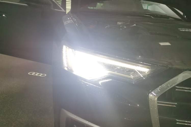 Used Audi A6L 2024 55 TFSI quattro Prestige Dynamic Edition Right Front Headlight