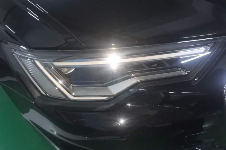 Used Audi A6L 2024 40 TFSI Luxury Dynamic Edition Right Front Headlight