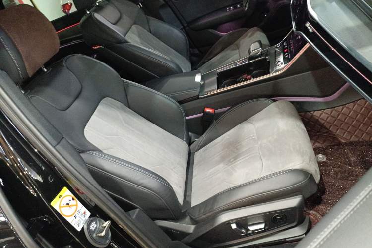 Used Audi A6L 2024 45 TFSI Prestige Dynamic Edition Right Front Seat