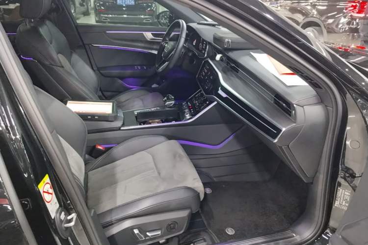 Used Audi A6L 2024 45 TFSI quattro Prestige Dynamic Edition Right Front Seat