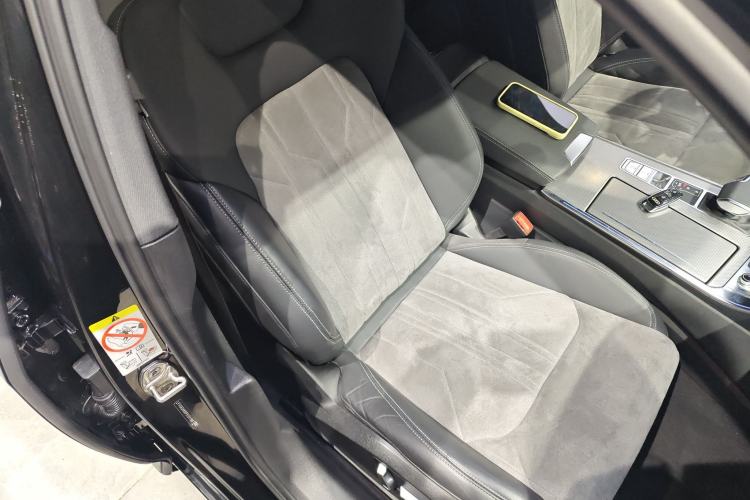 Used Audi A6L 2024 40 TFSI Luxury Dynamic Edition Right Front Seat