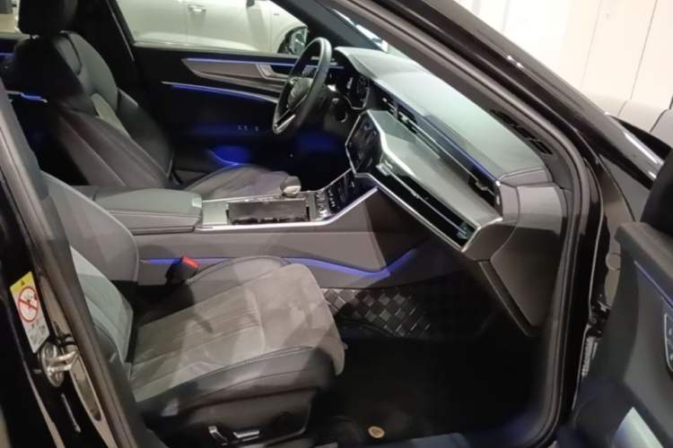 Used Audi A6L 2024 45 TFSI Prestige Dynamic Edition Right Front Seat