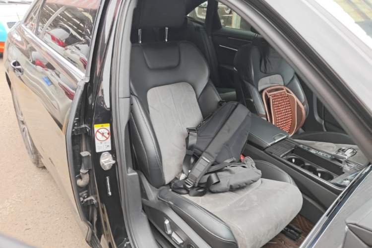 Used Audi A6L 2024 45 TFSI quattro Prestige Dynamic Edition Right Front Seat