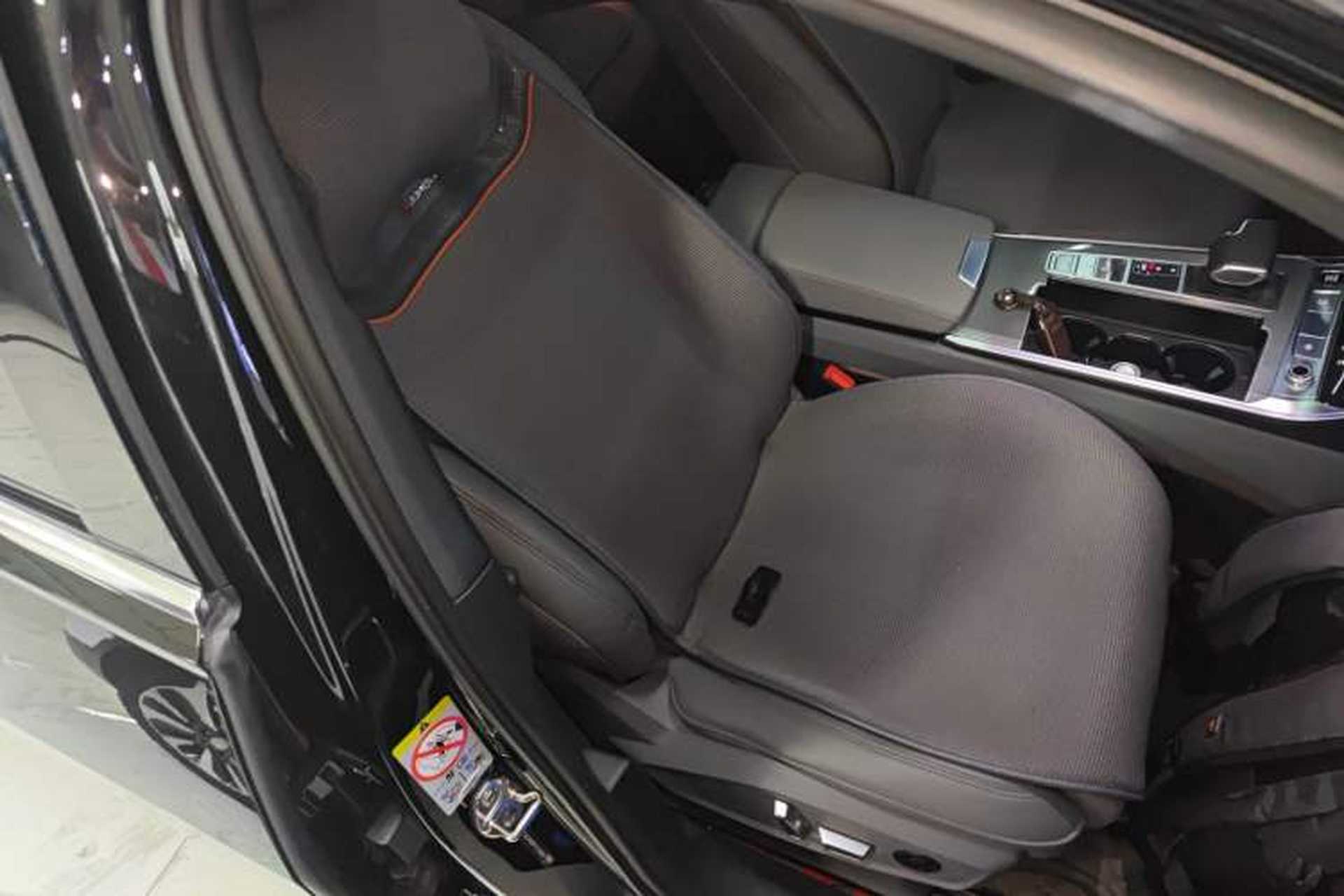 Used Audi A6L 2024 40 TFSI Luxury Dynamic Edition Right Front Seat