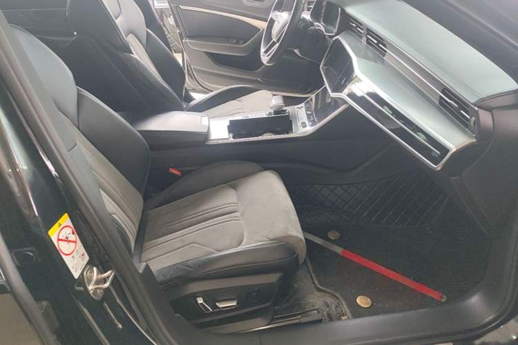 Used Audi A6L 2024 45 TFSI Prestige Dynamic Edition Right Front Seat