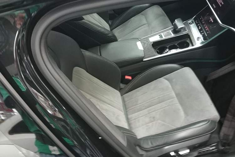 Used Audi A6L 2024 45 TFSI quattro Prestige Dynamic Edition Right Front Seat