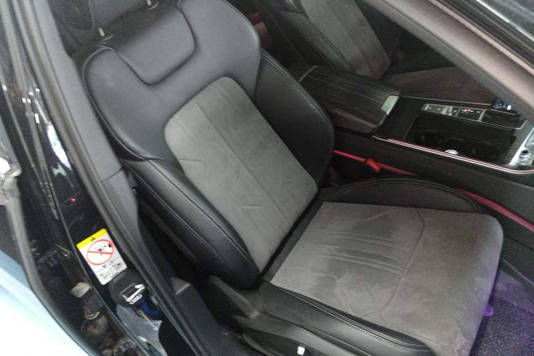 Used Audi A6L 2024 45 TFSI quattro Prestige Dynamic Edition Right Front Seat