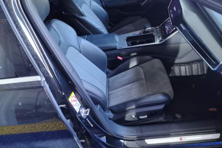 Used Audi A6L 2024 45 TFSI Prestige Dynamic Edition Right Front Seat